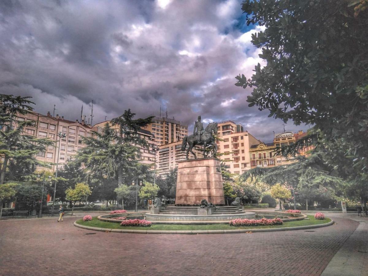 "El Rincon Del Pintor"Enorme Piso A Junto A Laurel Ascensor By Apartamentos ログローニョ エクステリア 写真